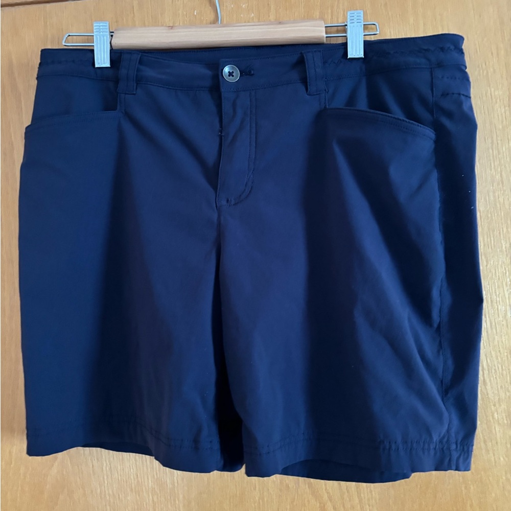 Eddie Bauer Navy Horizon Shorts
